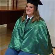 Ofrezco clases particulares económicas todas las materias, aunque soy especialista en Lengua castellana y literatura